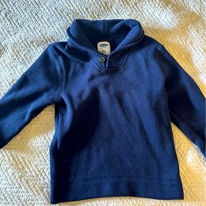 ✨3/$10✨ Cozy navy pullover sweater